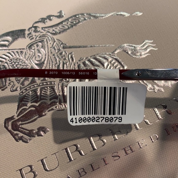Burberry sunglasses NWT - Picture 4 of 6